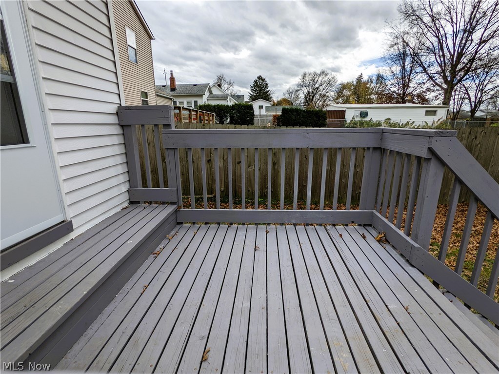 1528 Breiding Road Akron, OH 44310 - Photo 27 of 36