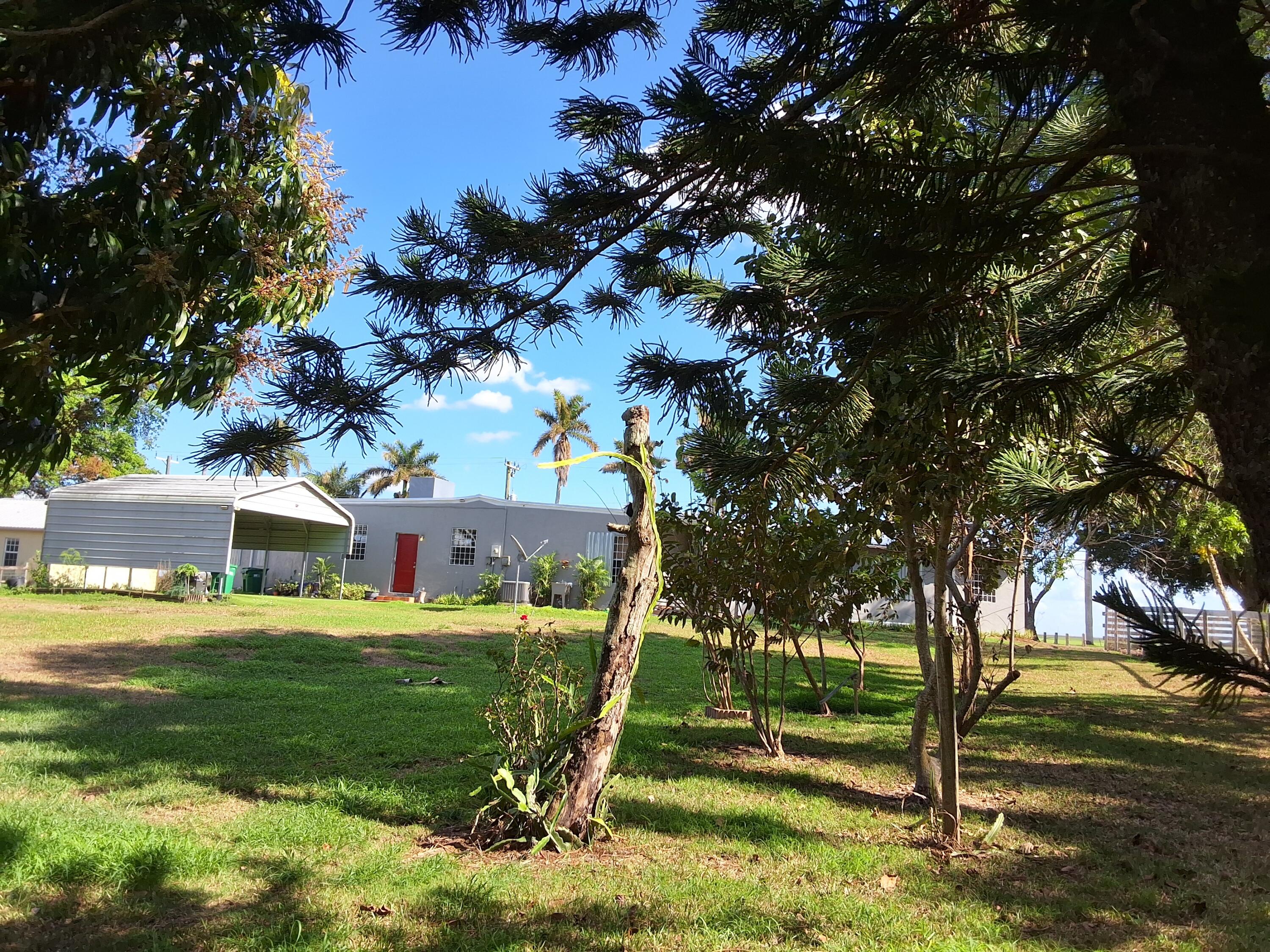 1221 Bacom Point Road Pahokee, FL 33476 - Photo 16 of 39 20260310_161921