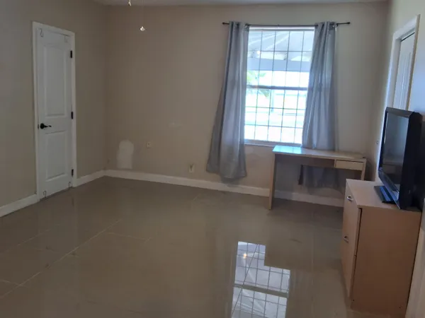 $470,000 | 1221 Bacom Point Road, Pahokee, FL 33476