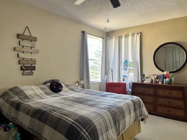 $470,000 | 1221 Bacom Point Road, Pahokee, FL 33476
