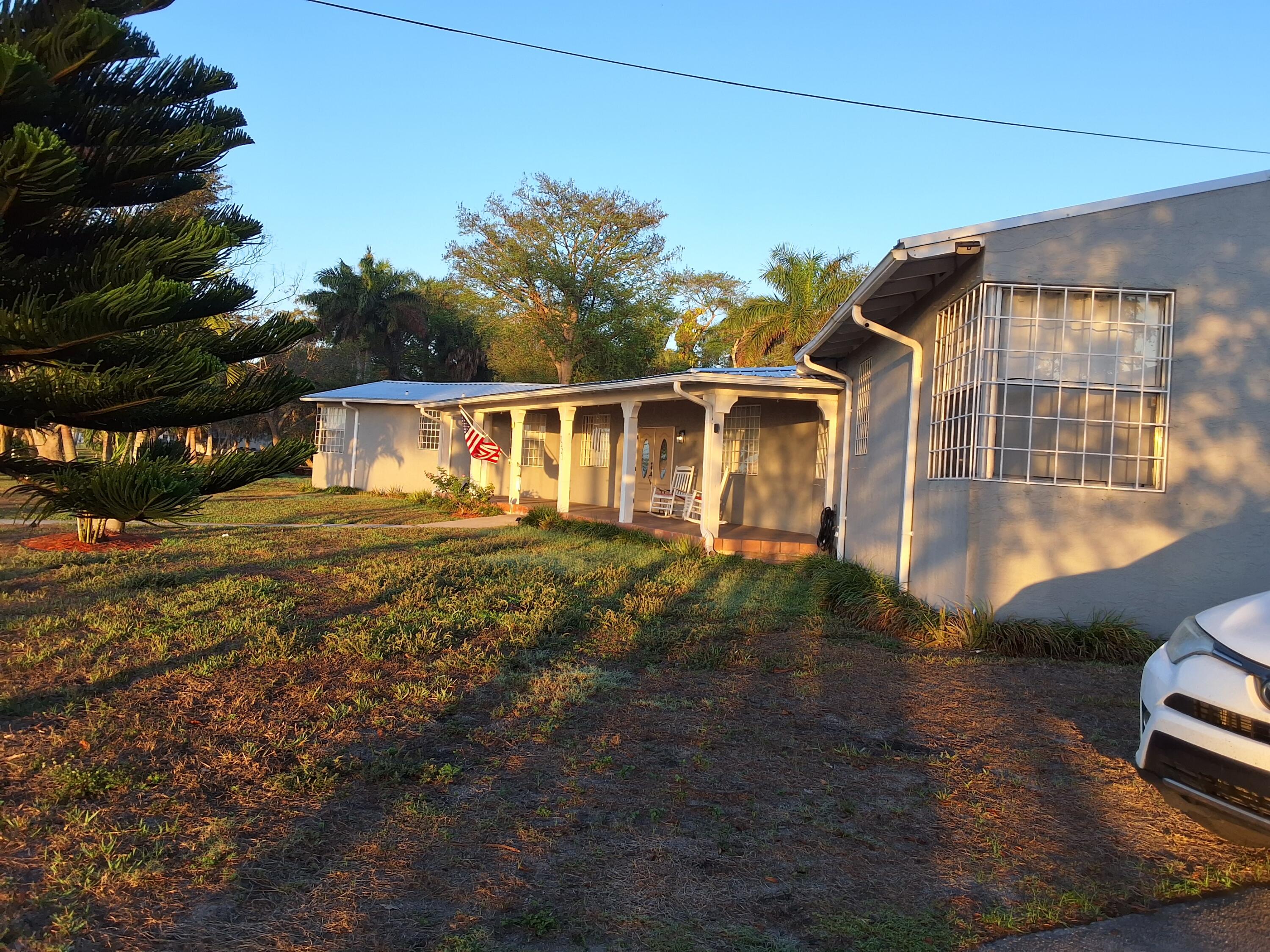 1221 Bacom Point Road Pahokee, FL 33476 - Photo 33 of 46 20260311_075535