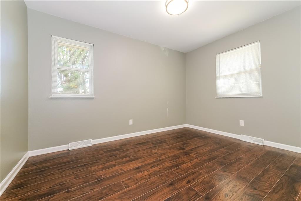 404 Southwest Keystone Court Blue Springs, MO 64014 - Photo 11 of 17