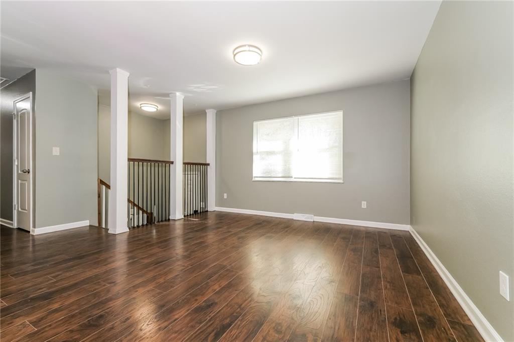 404 Southwest Keystone Court Blue Springs, MO 64014 - Photo 3 of 17