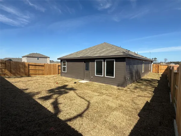 $1,800 | 14712 North Ascot Bnd Circle, Conroe, TX 77306