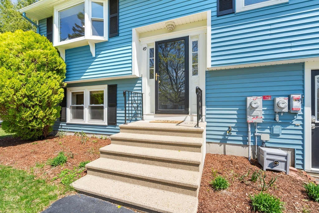 49 Hamilton Road Northborough, MA 01532 - Photo 6 of 41 Gallery Image 6