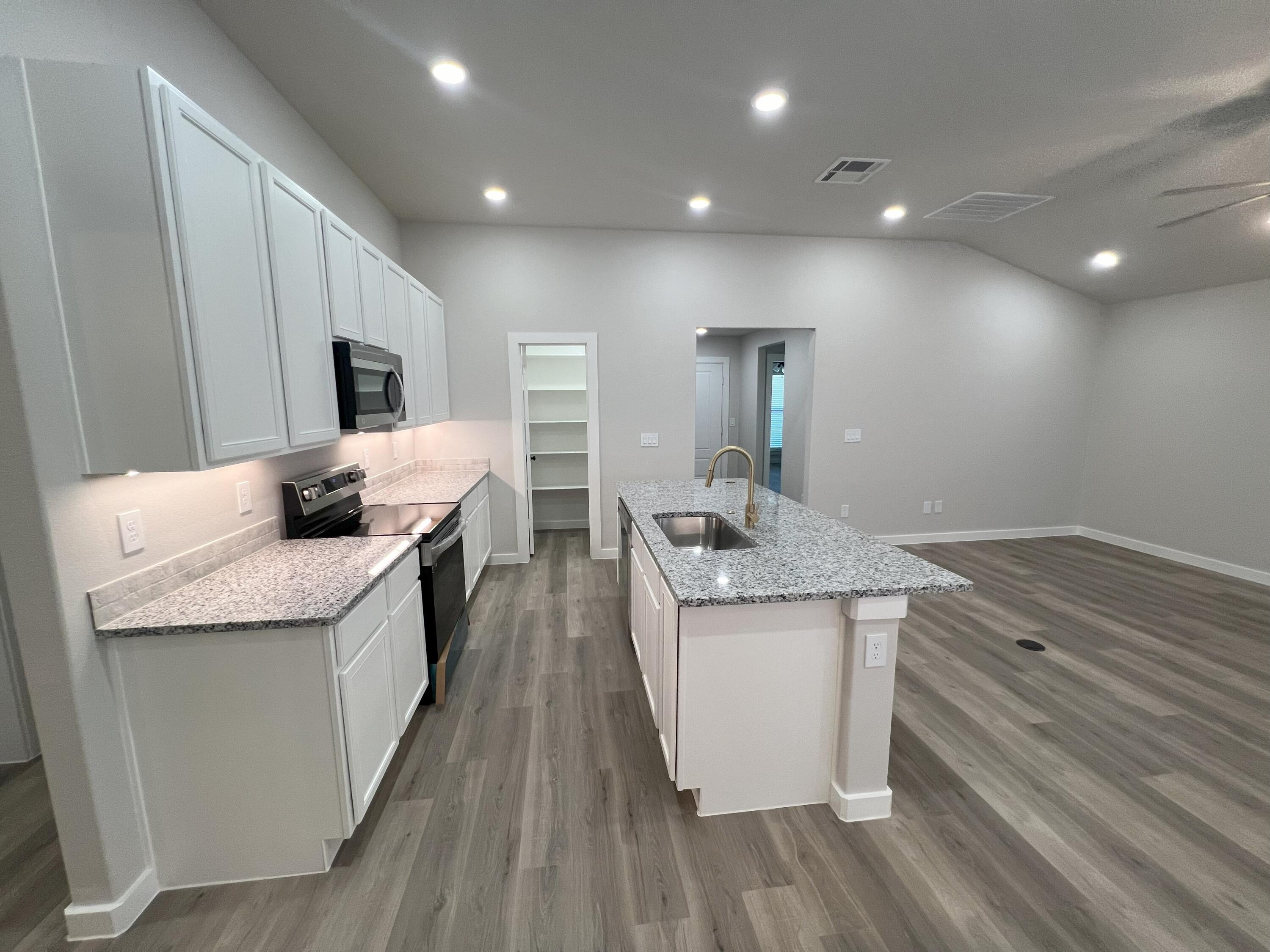 7004 13th Street Lubbock, TX 79416 - Photo 10 of 21 9