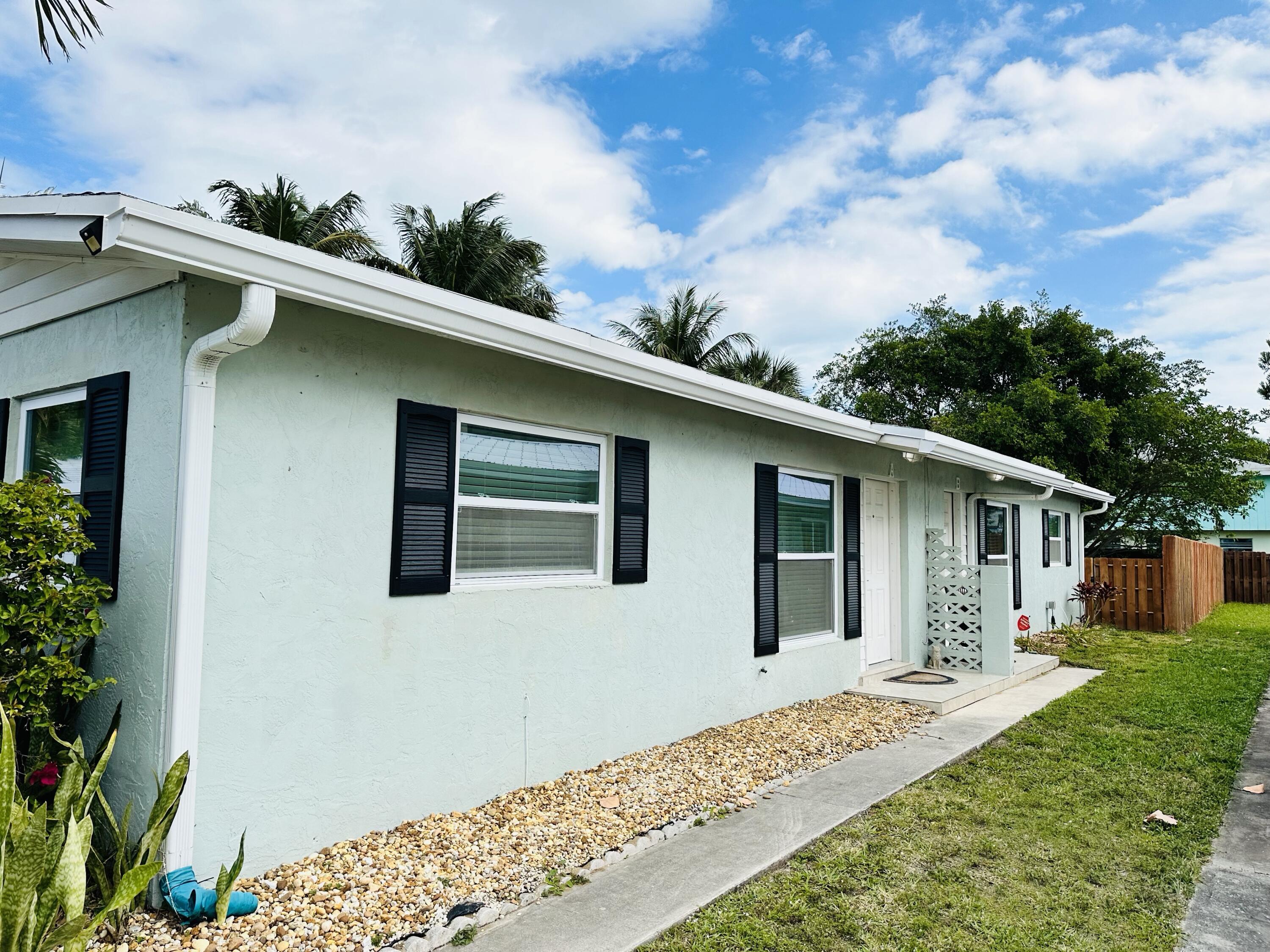 722 Granada Street Fort Pierce, FL 34949 - Photo 2 of 66 IMG_6503