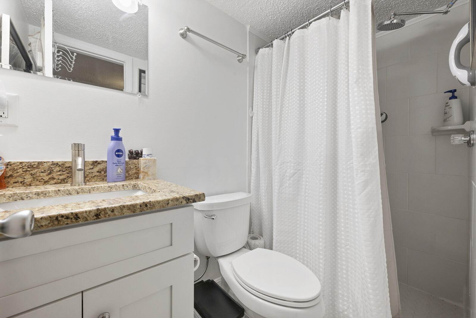 722 Granada Street Fort Pierce, FL 34949 - Photo 21 of 66 TR 722 Granada Street-0026