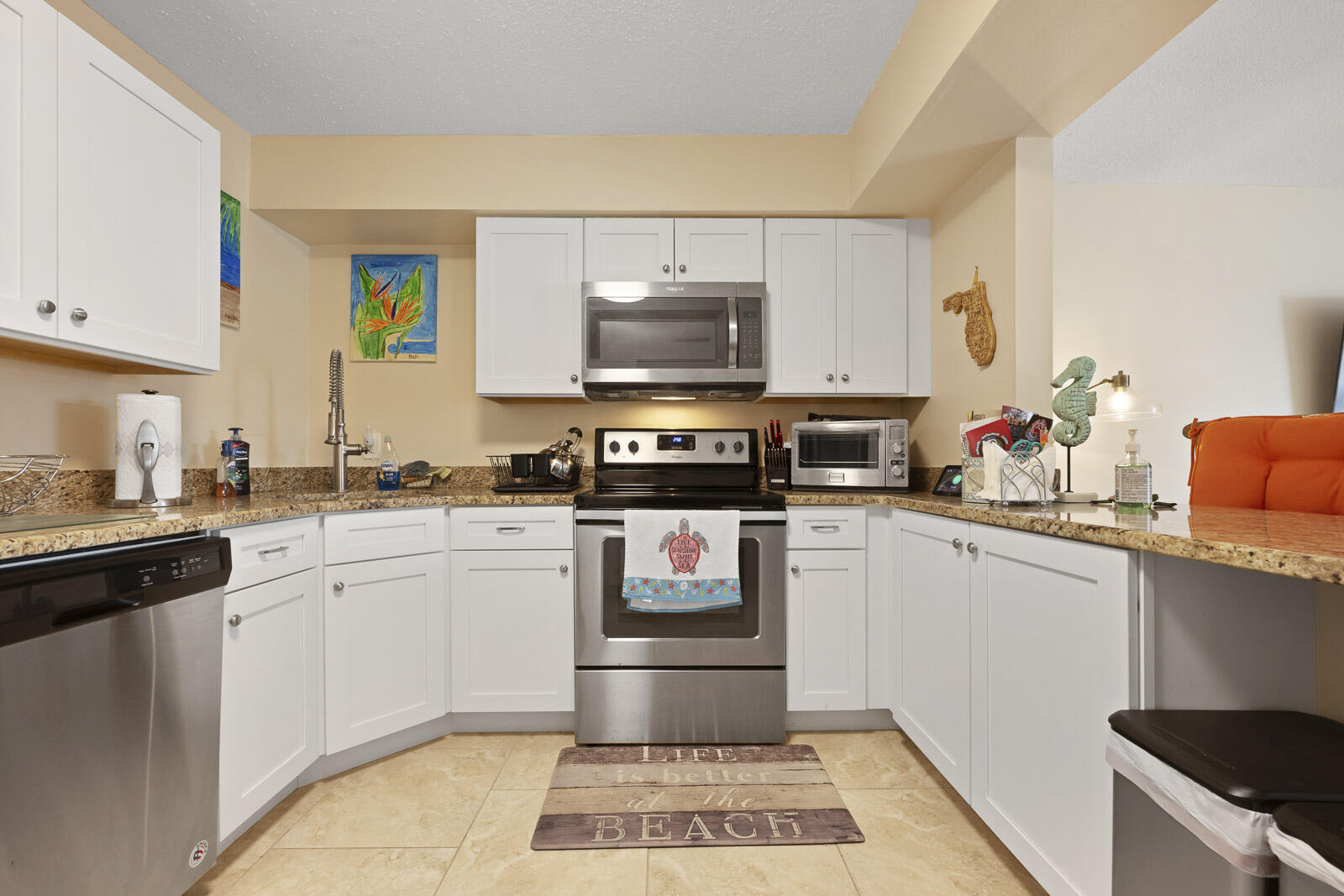 722 Granada Street Fort Pierce, FL 34949 - Photo 7 of 66 TR 722 Granada Street-0022