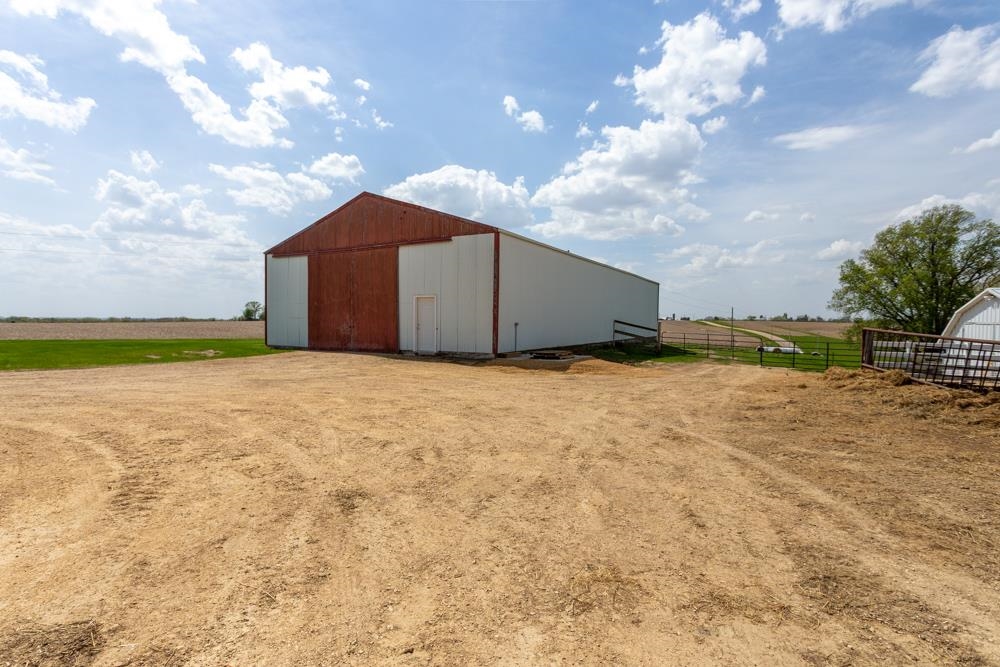 11244 Settlement Road Cassville, WI 53806 - Photo 29 of 37