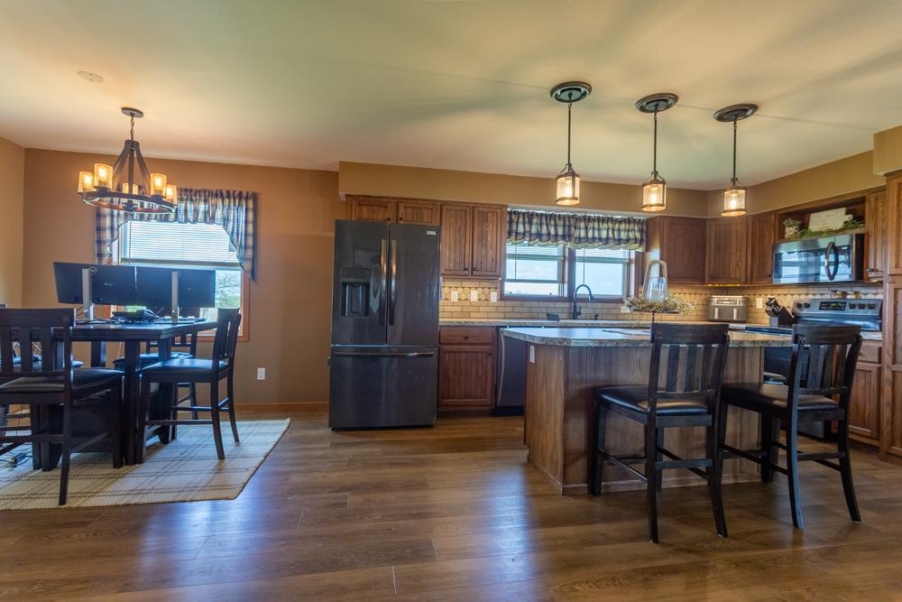 11244 Settlement Road Cassville, WI 53806 - Photo 8 of 37