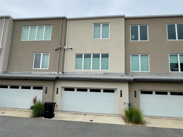$469,000 | 5001 Southwest 34th Place, Gainesville, FL 32608
