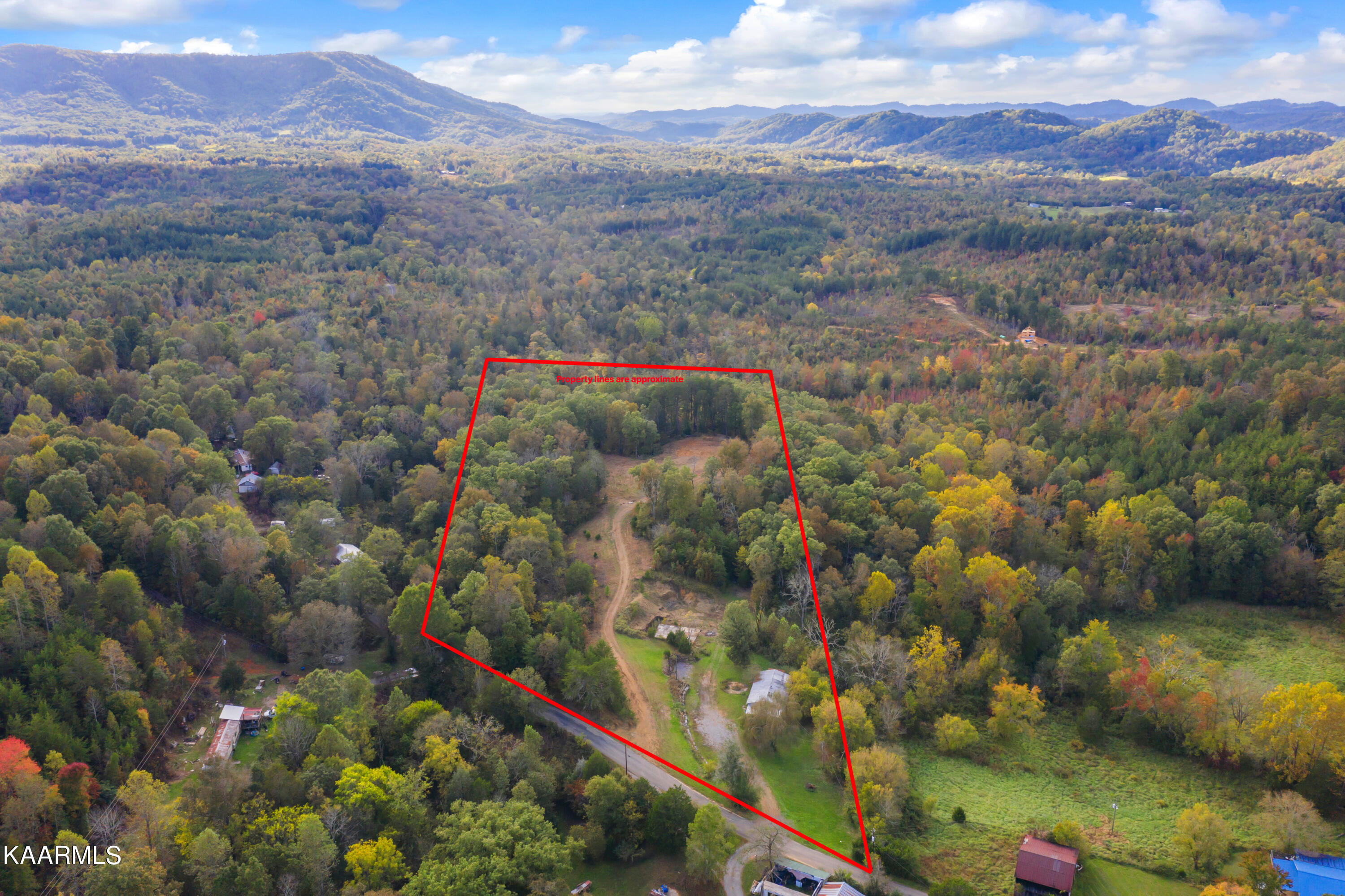 650 Shaddon Road Tellico Plains, TN 37385 - Photo 17 of 22 650 Shadden Road-17-1