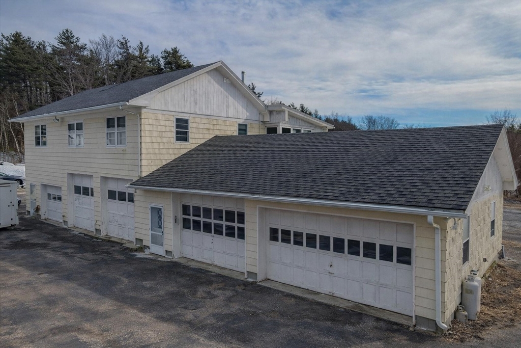 1083 Mt Elam Road Leominster, MA 01420 - Photo 21 of 30 front view of a house with a yard