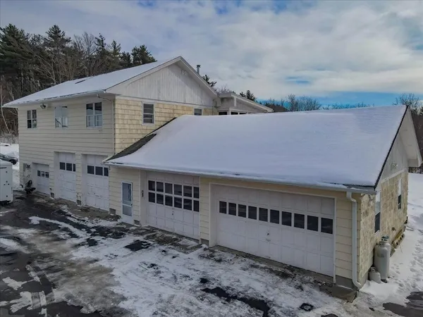 $450,000 | 1083 Mt Elam Road, Leominster, MA 01420