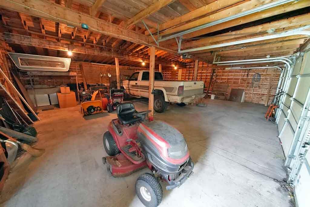 440 B Road Houlton, ME 04730 - Photo 29 of 35 3-car-36x32-garage