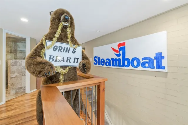 a close up of a street sign