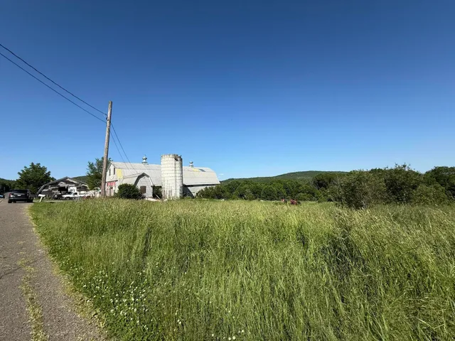 $199,900 | 431 Houlton Road, Island Falls, ME 04747