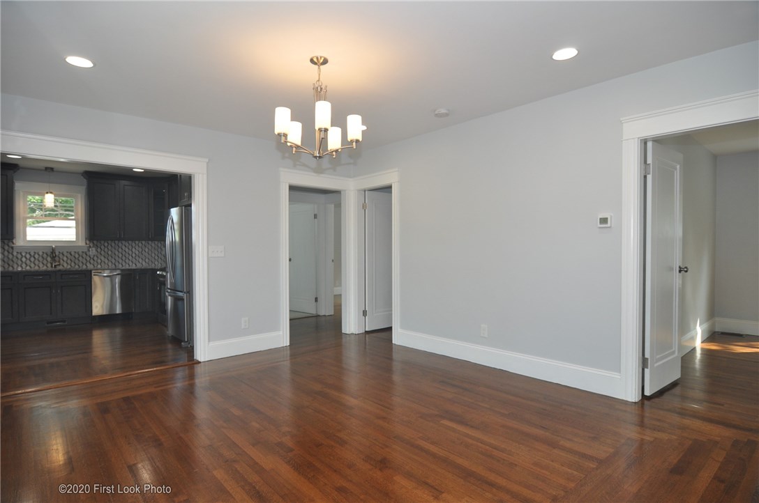 6 Warwick Road Pawtucket, RI 02861 - Photo 13 of 40