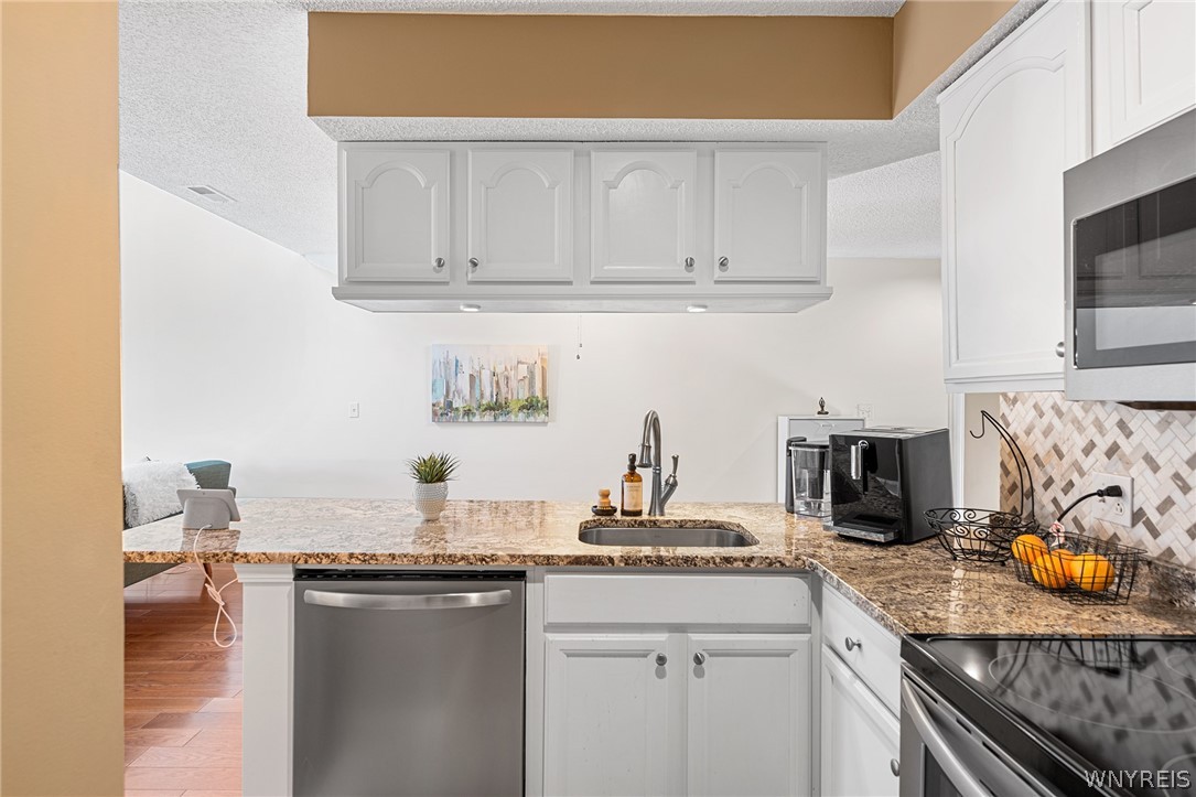 8 Keph Drive, Unit 4 Amherst, NY 14228 - Photo 27 of 40