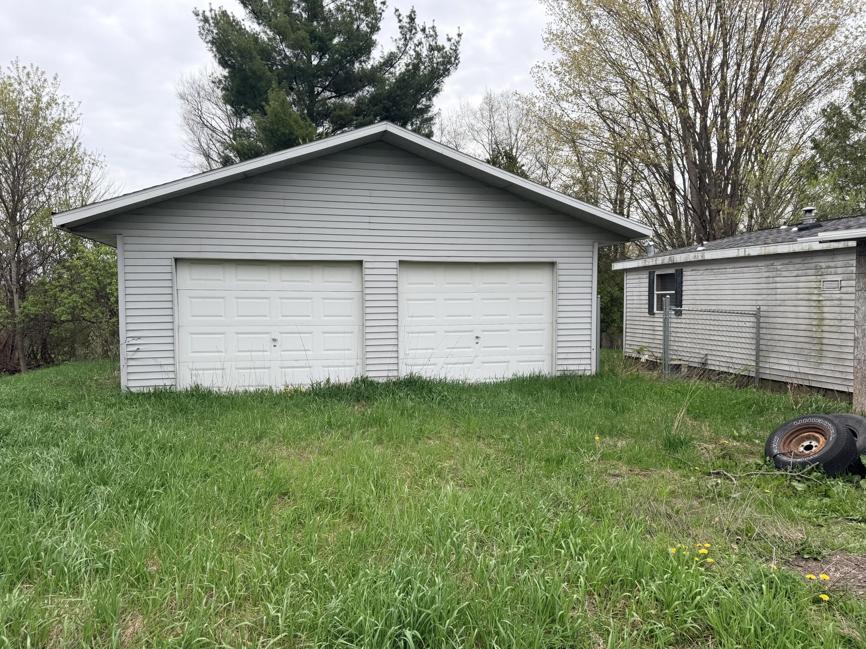 1734 East Wilson Road Custer, MI 49405 - Photo 4 of 24 garage