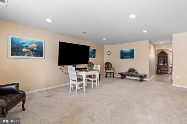 $275,000 | 30 Gauley River Path, Falling Waters, WV 25419