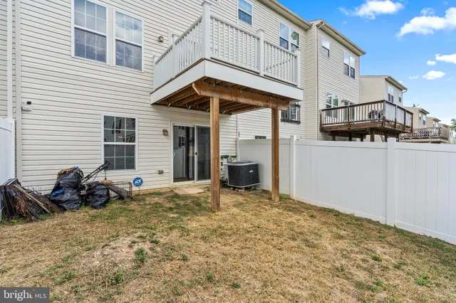 $275,000 | 30 Gauley River Path, Falling Waters, WV 25419