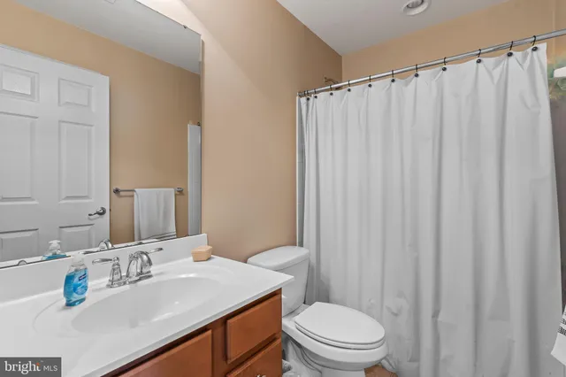 $275,000 | 30 Gauley River Path, Falling Waters, WV 25419