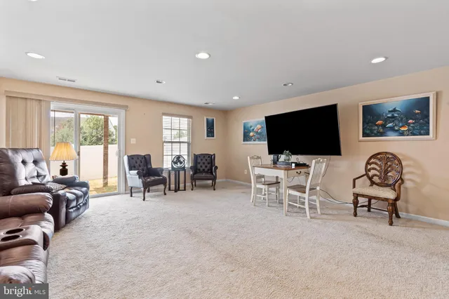 $275,000 | 30 Gauley River Path, Falling Waters, WV 25419