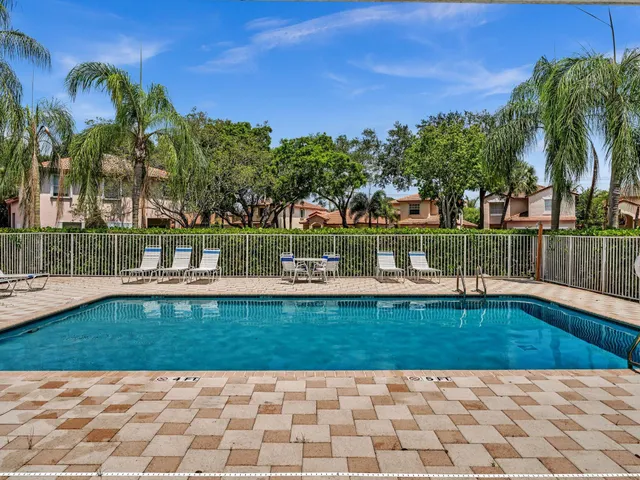 $472,900 | 6264 Northwest 38th Drive, Coral Springs, FL 33067