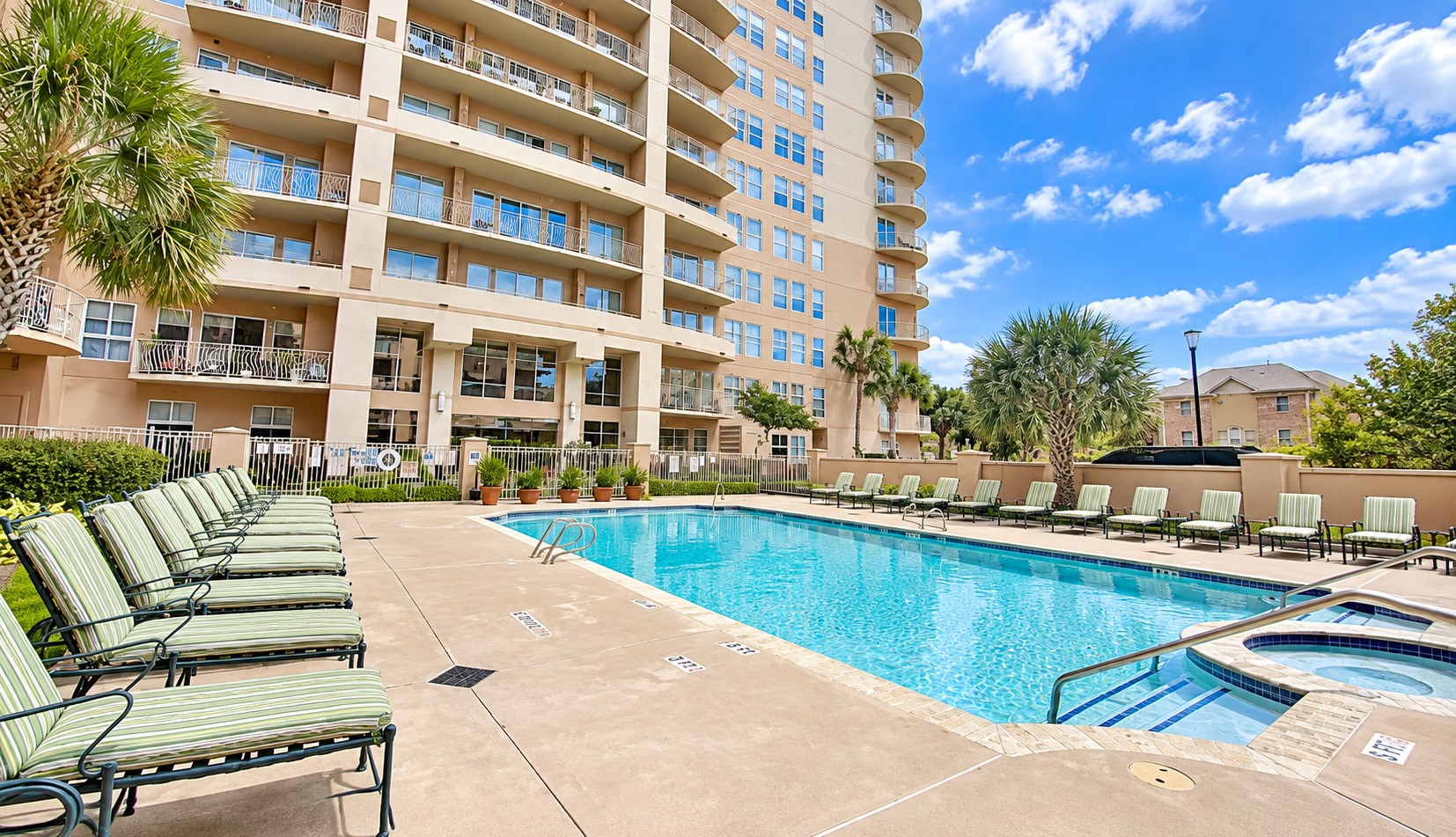 3505 Sage Road, Unit 507 Houston, TX 77056 - Photo 40 of 46 Gallery Image 40