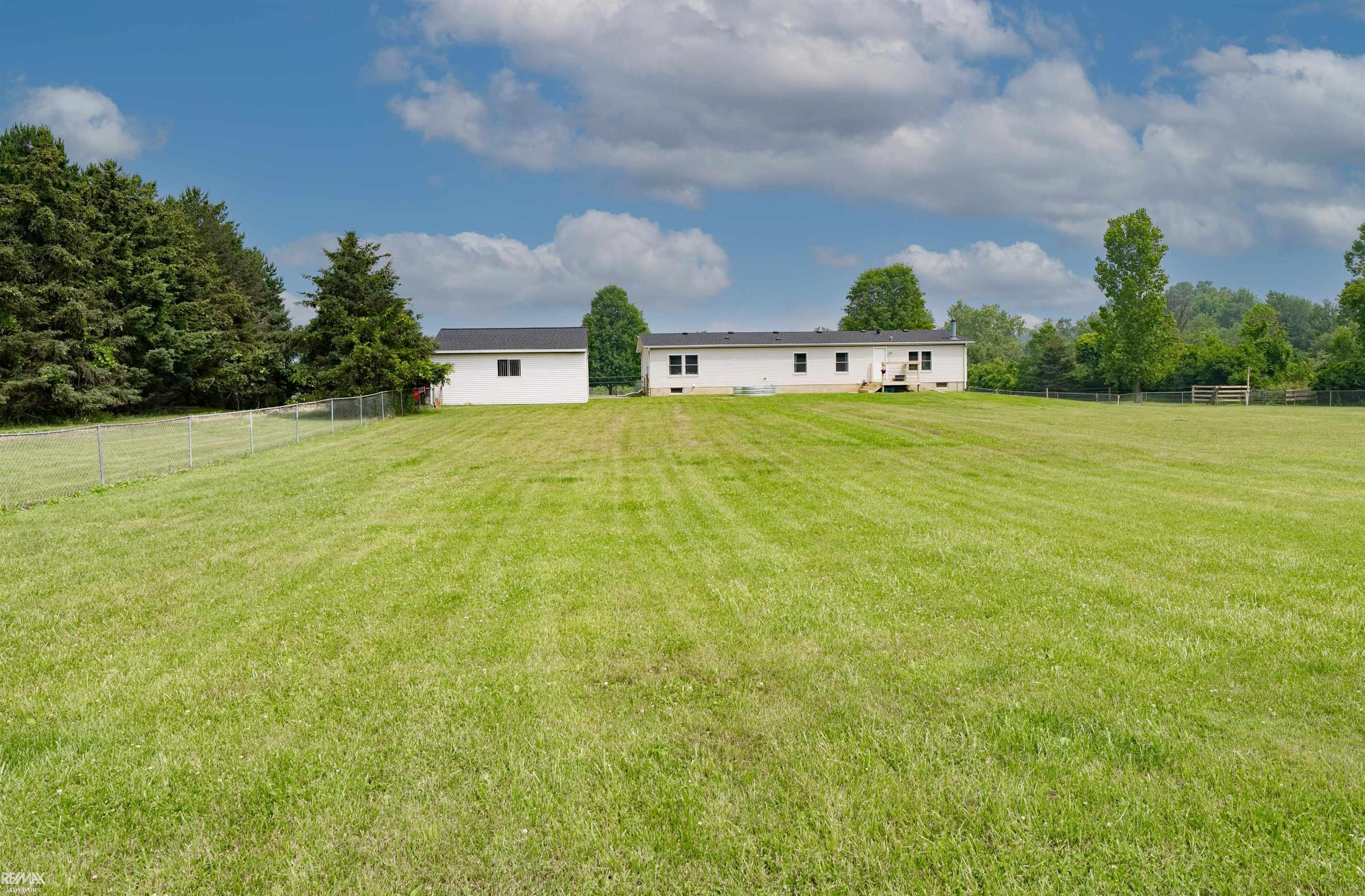 4377 Genesee Road Lapeer, MI 48446 - Photo 9 of 45