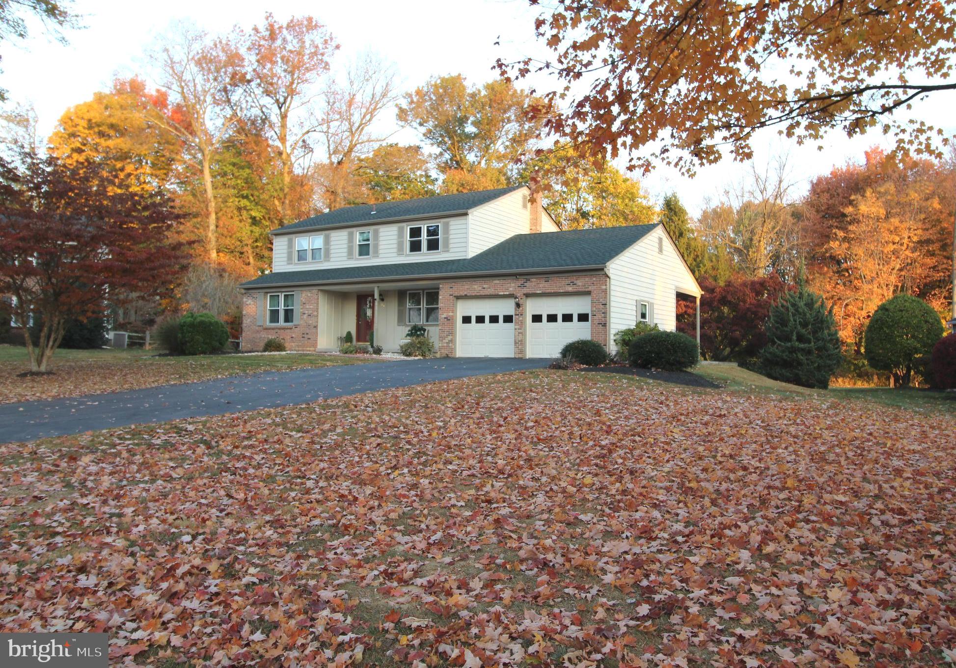 33 Walters Road Glen Mills, PA 19342 - Photo 1 of 32 Beautiful Home on a Cul-De-Sac lot!
