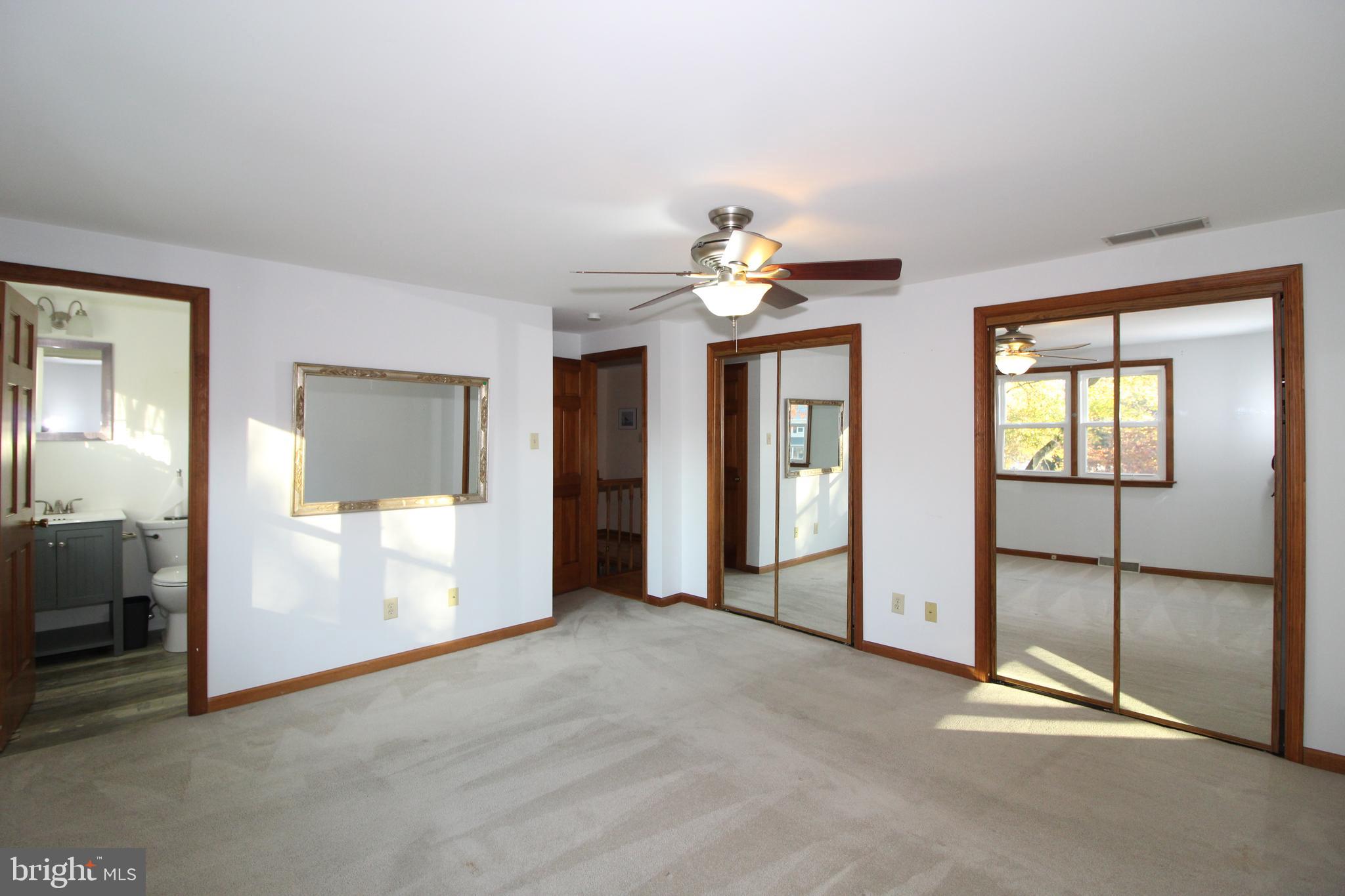 33 Walters Road Glen Mills, PA 19342 - Photo 19 of 32 MBrm with Two Double Closets
