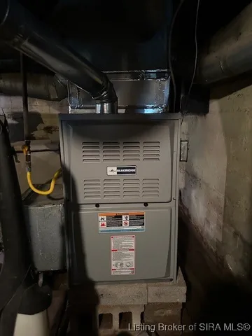 $145,000 | 801 North College Avenue, Salem, IN 47167