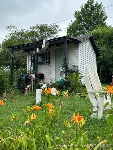 $145,000 | 801 North College Avenue, Salem, IN 47167