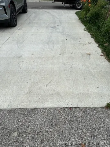 $145,000 | 801 North College Avenue, Salem, IN 47167