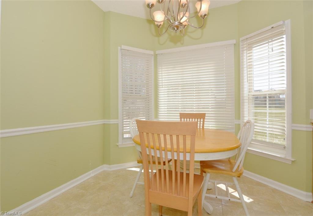 4234 Beacon Ridge Drive High Point, NC 27265 - Photo 12 of 26 Gallery Image 12