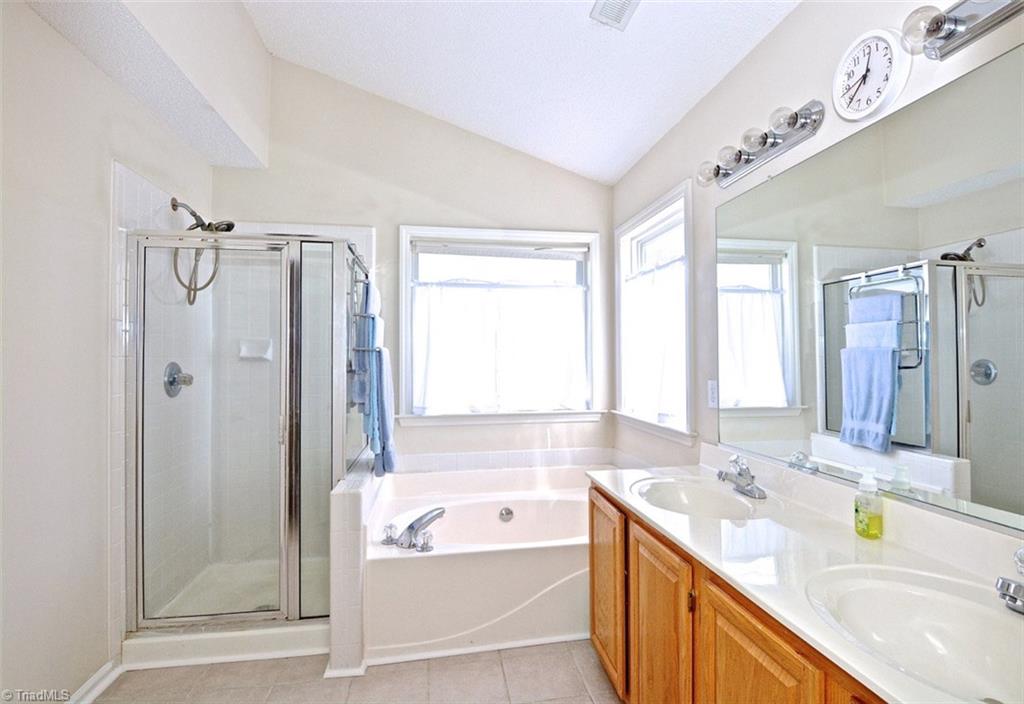 4234 Beacon Ridge Drive High Point, NC 27265 - Photo 16 of 26 Gallery Image 16