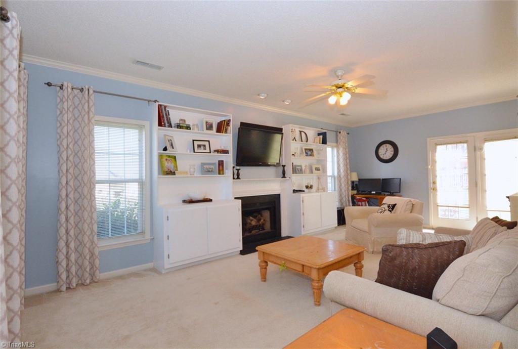 4234 Beacon Ridge Drive High Point, NC 27265 - Photo 6 of 26 Gallery Image 6