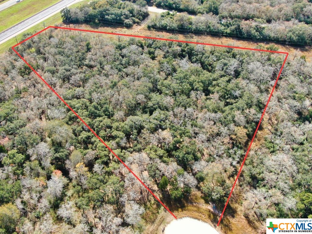 201 Post Oak Bend Inez, TX 77968 - Photo 2 of 4