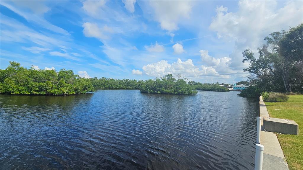 1210 Maryknoll Road Englewood, FL 34223 - Photo 34 of 37