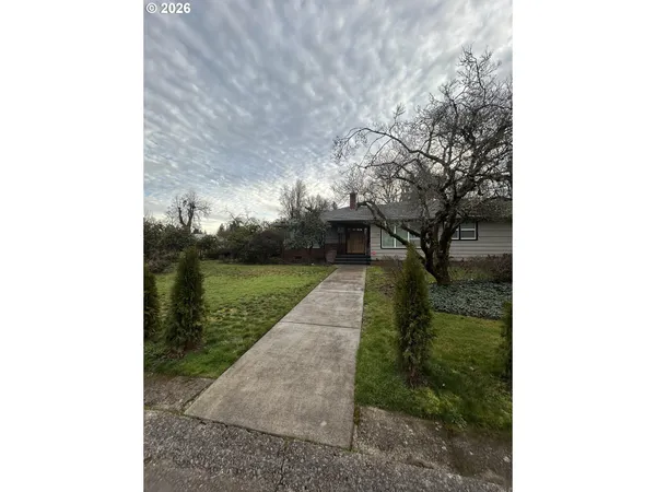 $670,000 | 2994 Dapple Way, Eugene, OR 97401