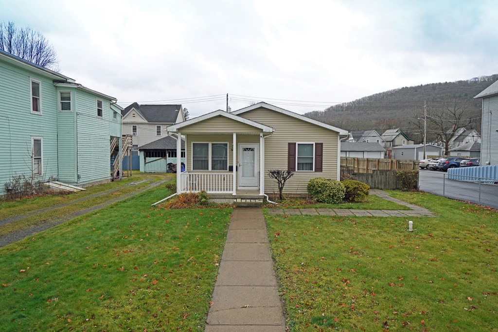 388 East 2nd Street Corning, NY 14830 - Photo 2 of 25