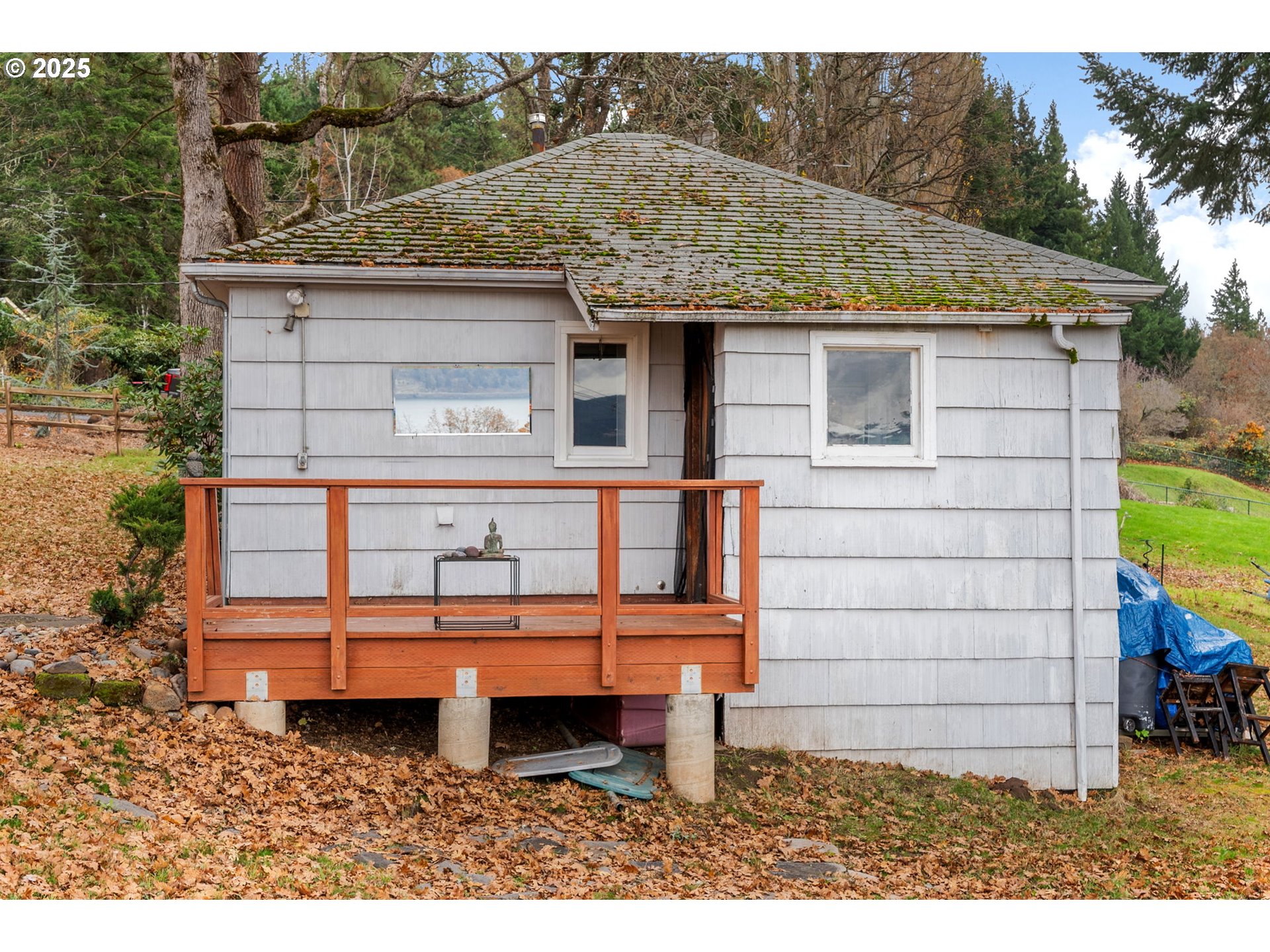 710 Highline Road Hood River, OR 97031 - Photo 21 of 36 a house view with a outdoor seating space