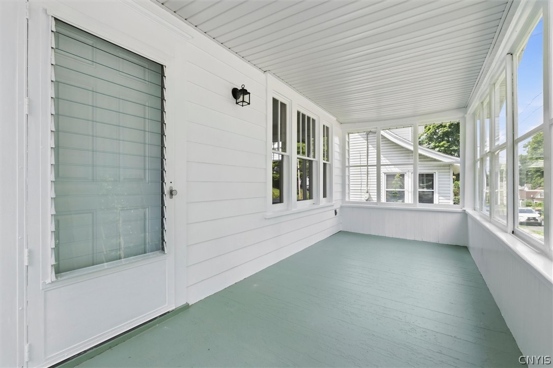242 Rider Avenue Syracuse, NY 13207 - Photo 7 of 47