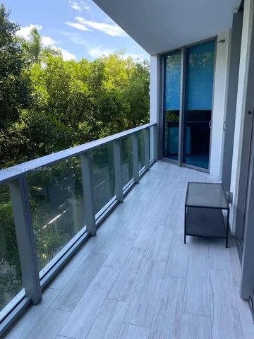 $1,150,000 | 17301 Biscayne Boulevard, Unit 206, North Miami Beach, FL 33160
