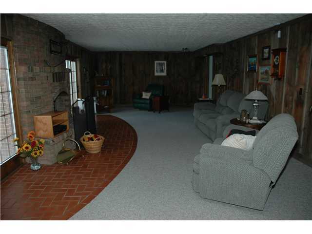 9283 Riverside Drive Powell, OH 43065 - Photo 12 of 18
