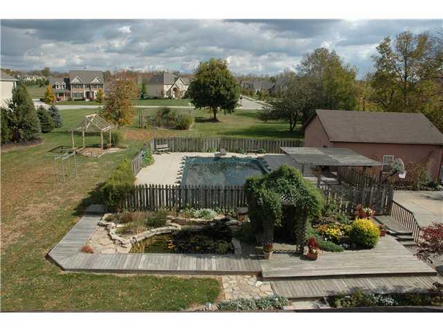 9283 Riverside Drive Powell, OH 43065 - Photo 16 of 18