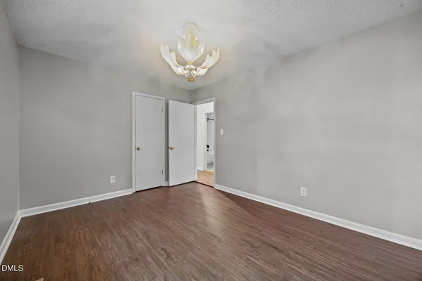 $1,300 | 1033 Xavier Drive, Fayetteville, NC 28311